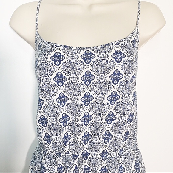 🚫SOLD🚫H&M Divided Blue and White Romper - Picture 2 of 8